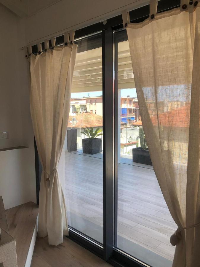 Appartamento Spotorno Con Ampio Terrazzo Attrezzato Anche Con Angolo Cottura מראה חיצוני תמונה